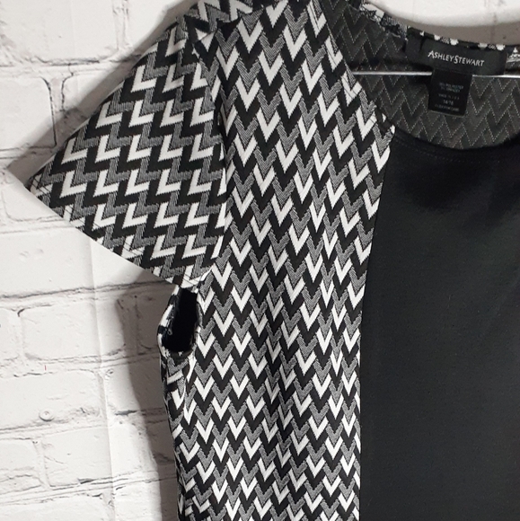 Ashley Stewart 14/16 White & Black Peplum Top - Picture 3 of 4